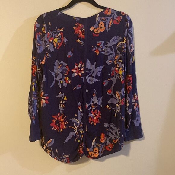 Lucky Brand, Purple Floral, Wrap, Long Sleeve, Blouse, Size S, EUC - Picture 10 of 10